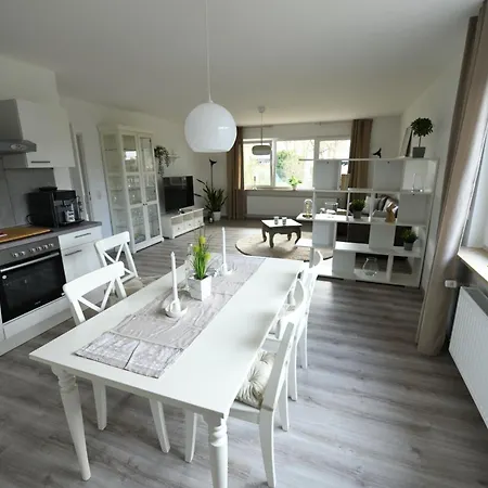 Ferienwohnung Niestetal Exterior photo